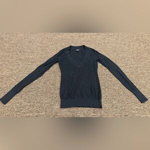 EUC Express XS Women's V-Neck Sweater Pull Over LS Black